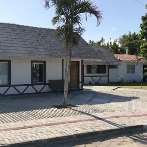 Alojamento de Turismo Selvagem Baleia Branca Chale, Porto Belo